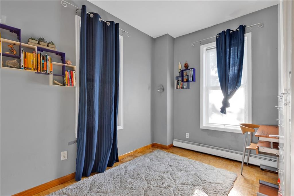 82 West End Avenue Manhattan Beach Brooklyn NY 11235