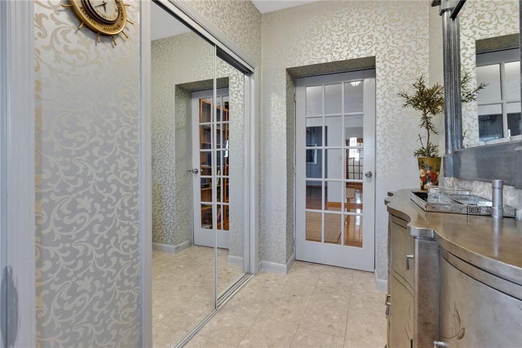 82 West End Avenue Manhattan Beach Brooklyn NY 11235