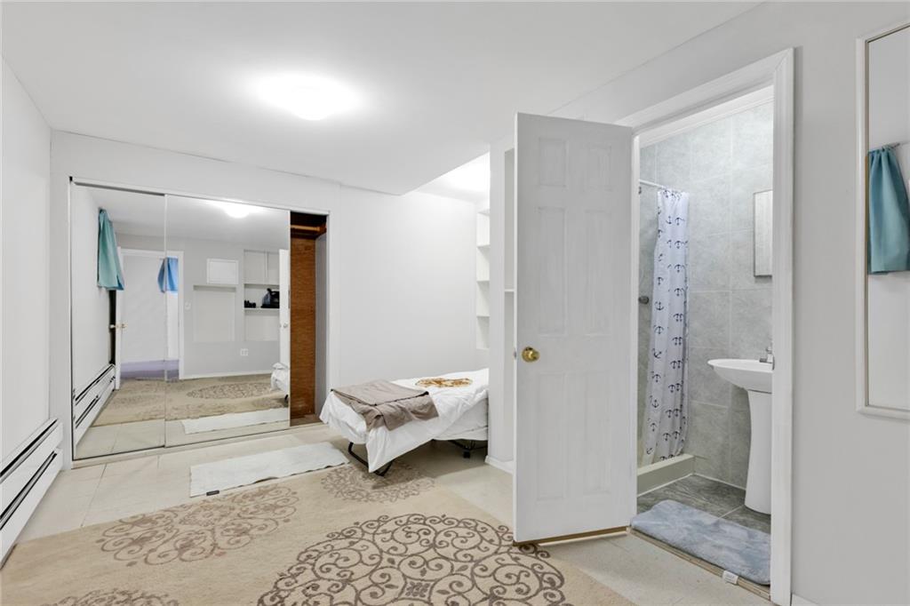 82 West End Avenue Manhattan Beach Brooklyn NY 11235