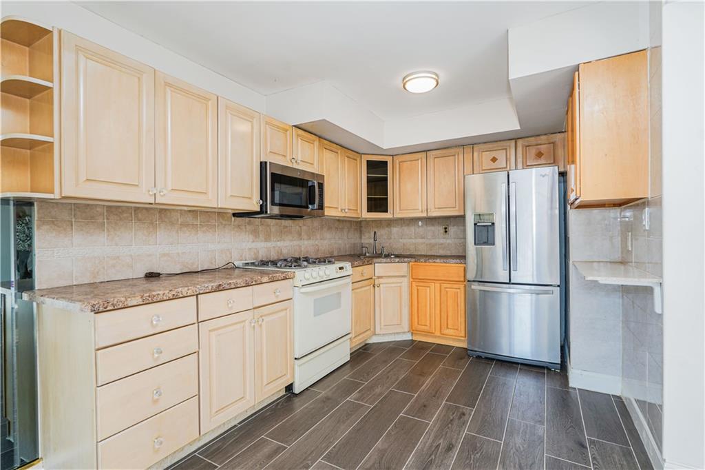 14 Alexsandra Court Arden Heights Staten Island NY 10312