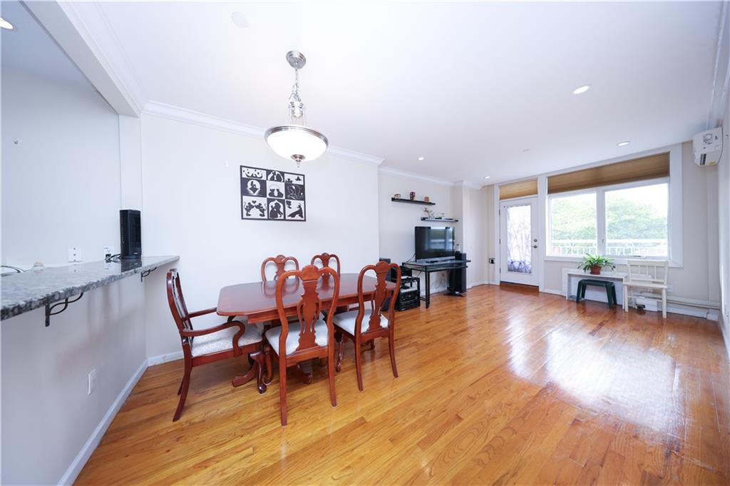 7620 Bay Parkway Bensonhurst Brooklyn NY 11214
