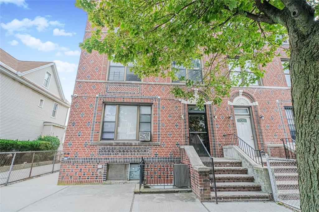 59 Bay 22nd Street Bensonhurst Brooklyn NY 11214