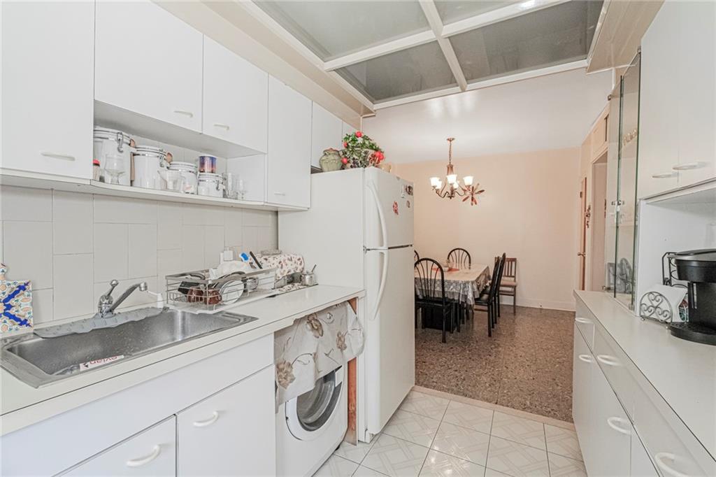 59 Bay 22nd Street Bensonhurst Brooklyn NY 11214