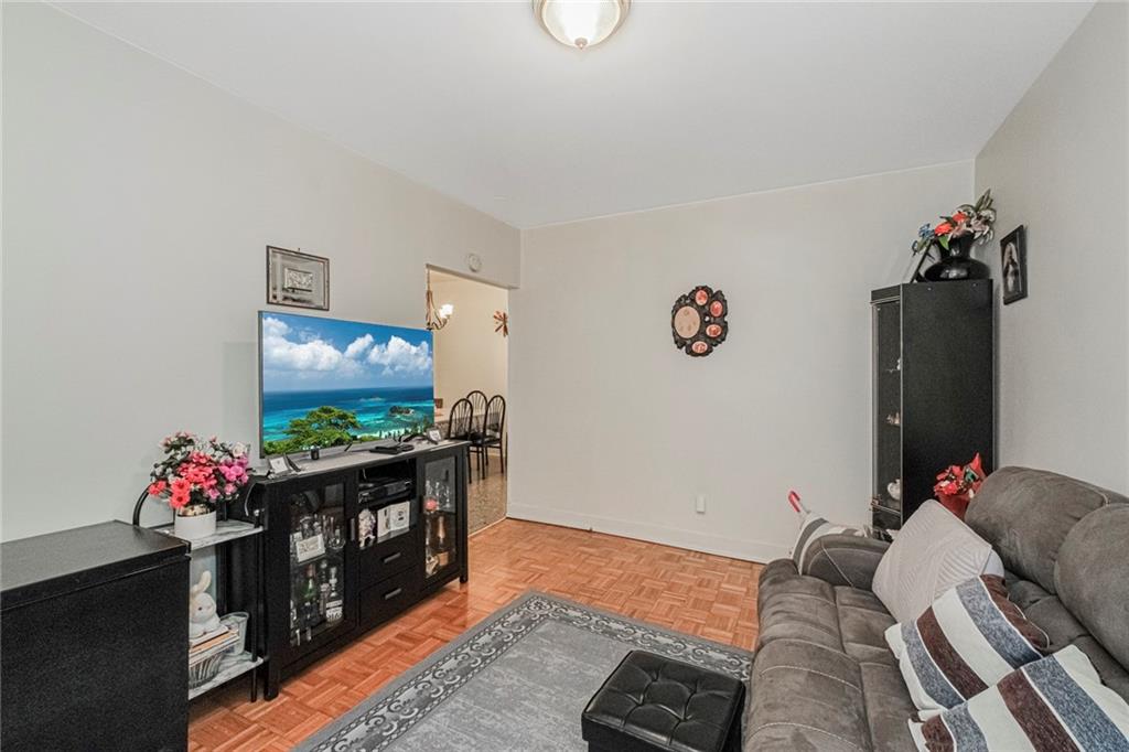 59 Bay 22nd Street Bensonhurst Brooklyn NY 11214