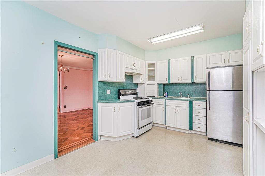1944 West 8th Street Gravesend Brooklyn NY 11223