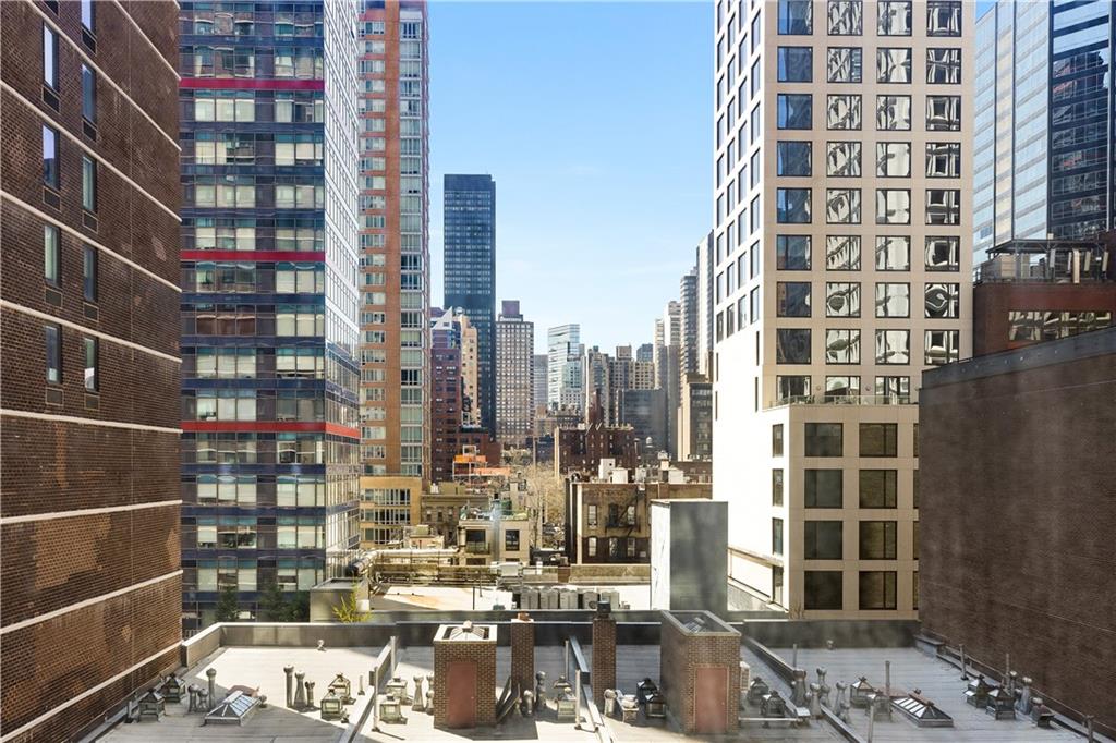 240 East 55th Street Midtown East New York NY 10022