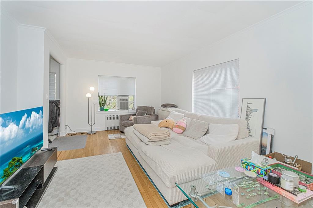 58-62 University Place Silver Lake Staten Island NY 10301