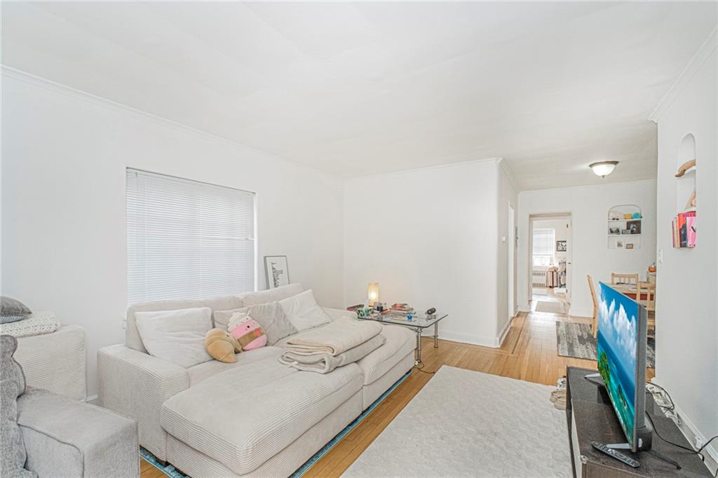 58-62 University Place Silver Lake Staten Island NY 10301