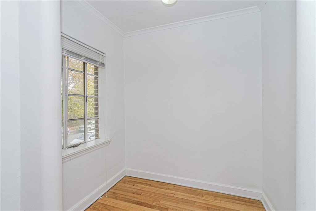 58-62 University Place Silver Lake Staten Island NY 10301