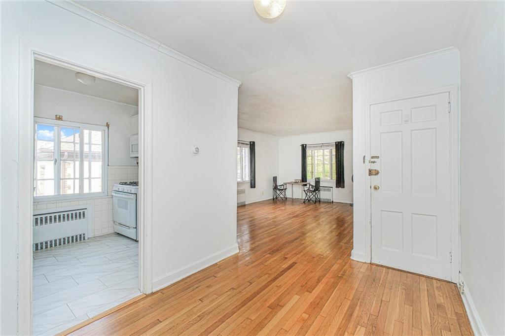 58-62 University Place Silver Lake Staten Island NY 10301