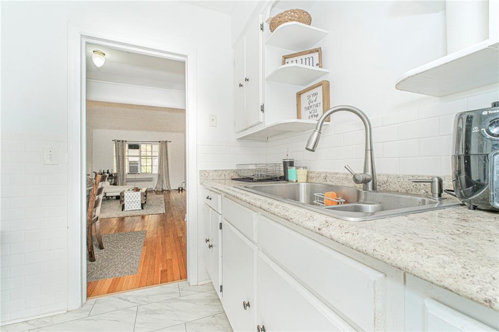 58-62 University Place Silver Lake Staten Island NY 10301