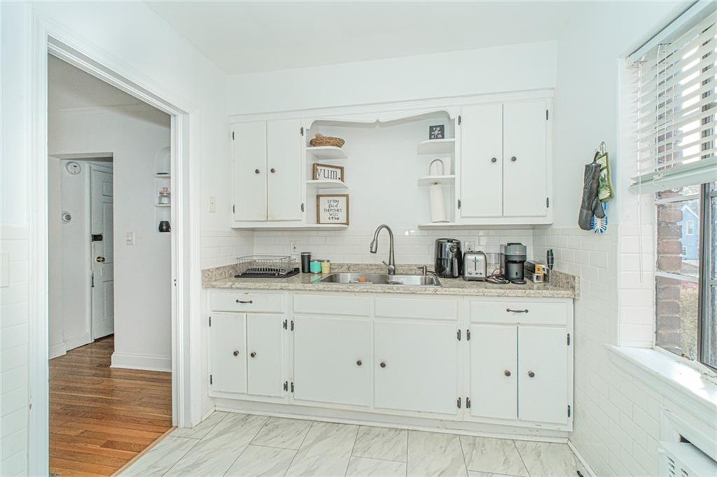 58-62 University Place Silver Lake Staten Island NY 10301