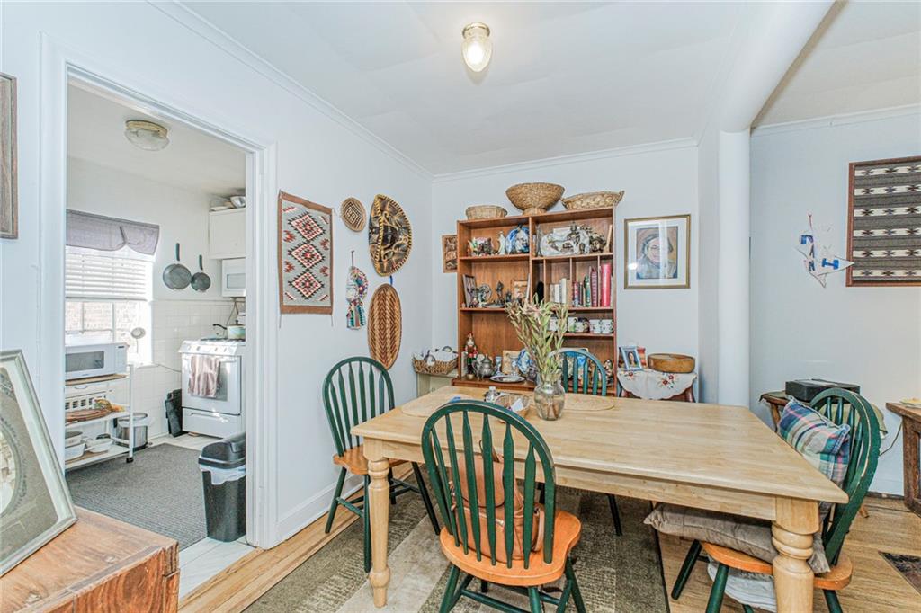 58-62 University Place Silver Lake Staten Island NY 10301