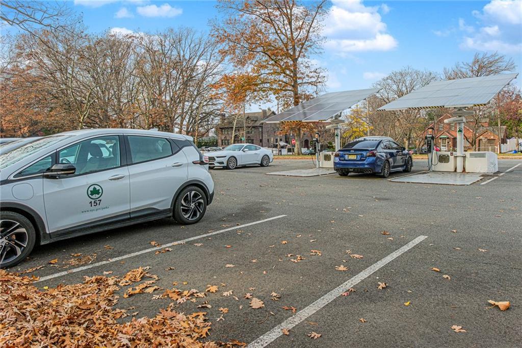 58-62 University Place Silver Lake Staten Island NY 10301