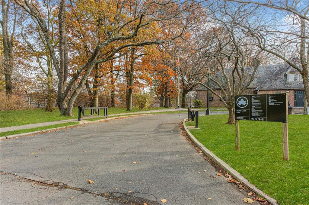 58-62 University Place Silver Lake Staten Island NY 10301