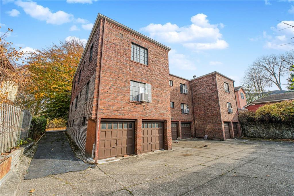 58-62 University Place Silver Lake Staten Island NY 10301