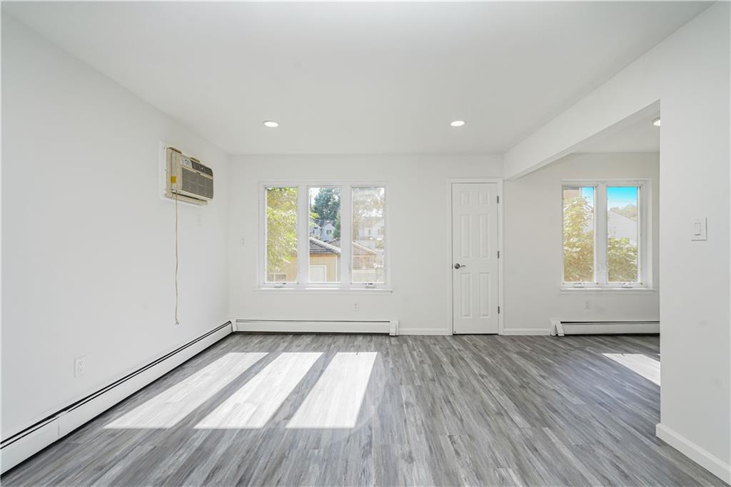 74 Jefferson Avenue Dongan Hills State Island NY 10306