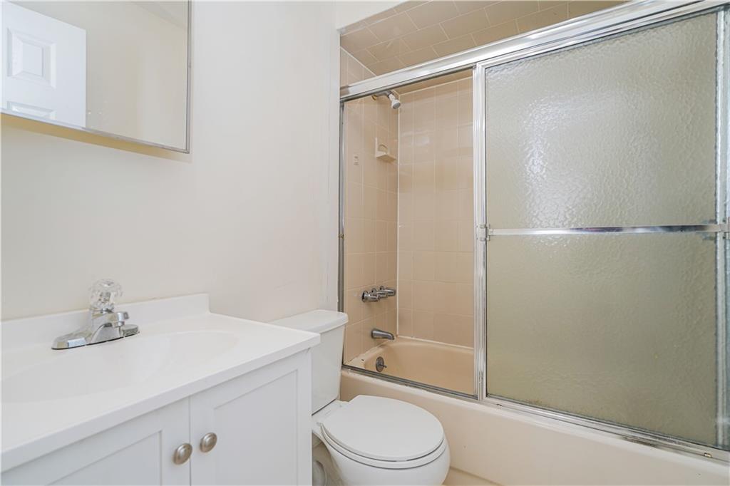 74 Jefferson Avenue Dongan Hills State Island NY 10306