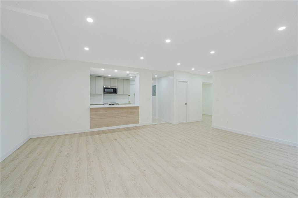 2815 Ocean Parkway Brighton Beach Brooklyn NY 11235