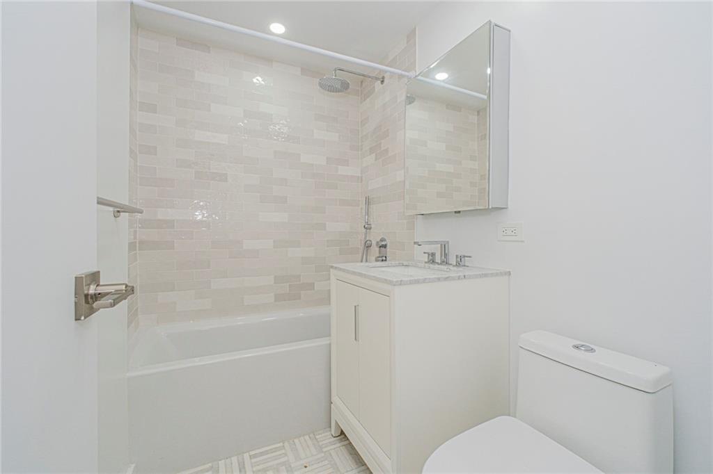 2815 Ocean Parkway Brighton Beach Brooklyn NY 11235