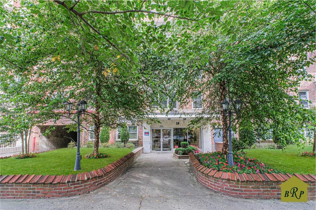 2815 Ocean Parkway Brighton Beach Brooklyn NY 11235