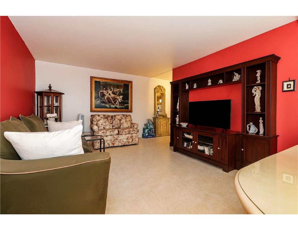 2475 West 16th Street Gravesend Brooklyn NY 11214
