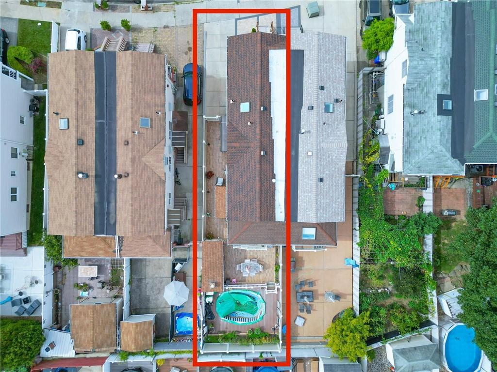 49 Lewiston Street New Springville State Island NY 10314