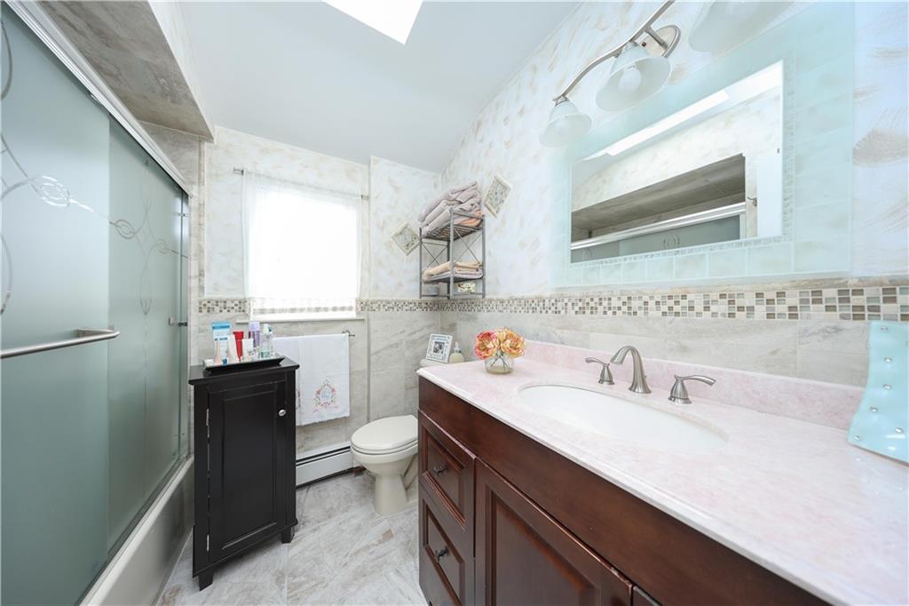 49 Lewiston Street New Springville State Island NY 10314