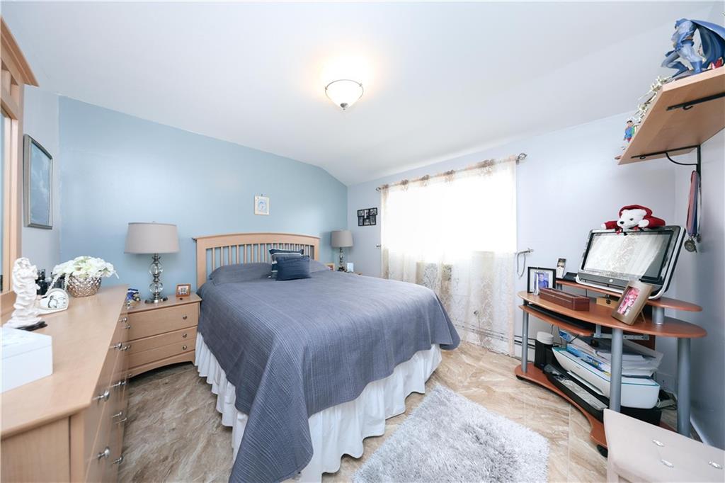49 Lewiston Street New Springville State Island NY 10314