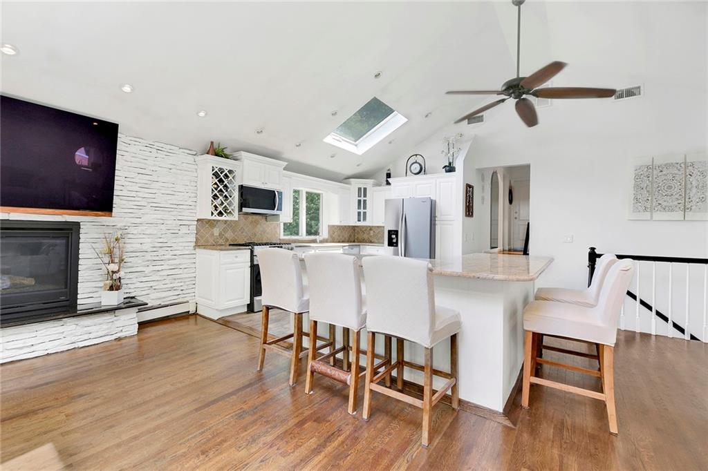 384 North Railroad Avenue Dongan Hills Staten Island NY 10304