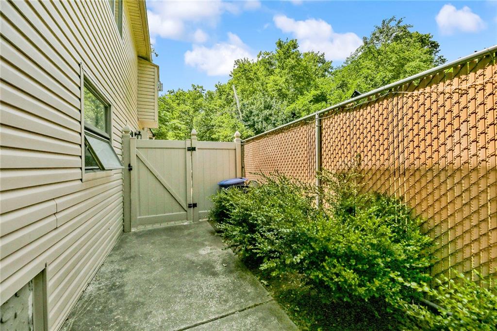 384 North Railroad Avenue Dongan Hills Staten Island NY 10304