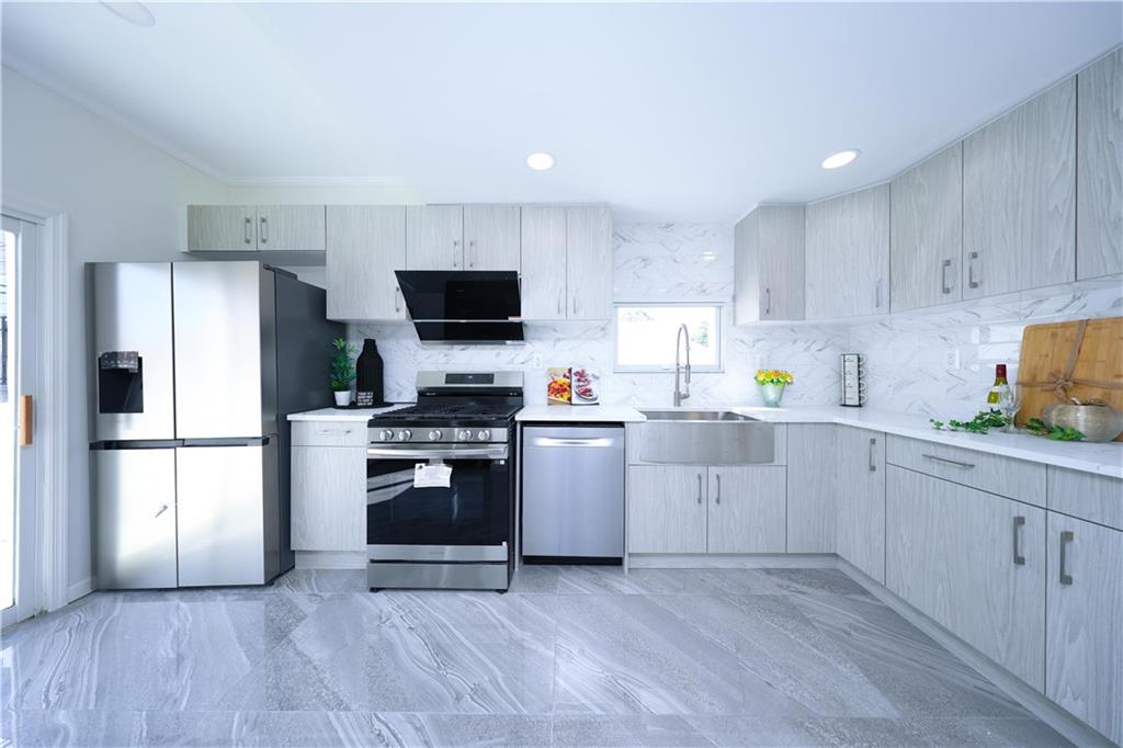 18 Cyrus Avenue Gerritsen Beach Brooklyn NY 11229