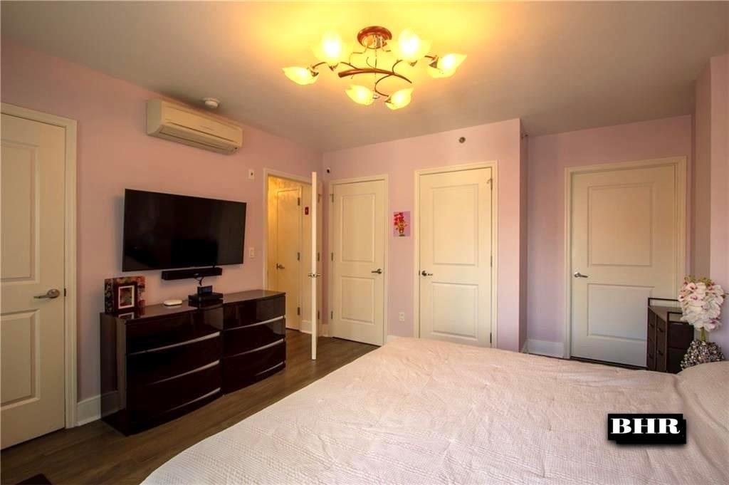 3435 Guider Avenue Sheepshead Bay Brooklyn NY 11235