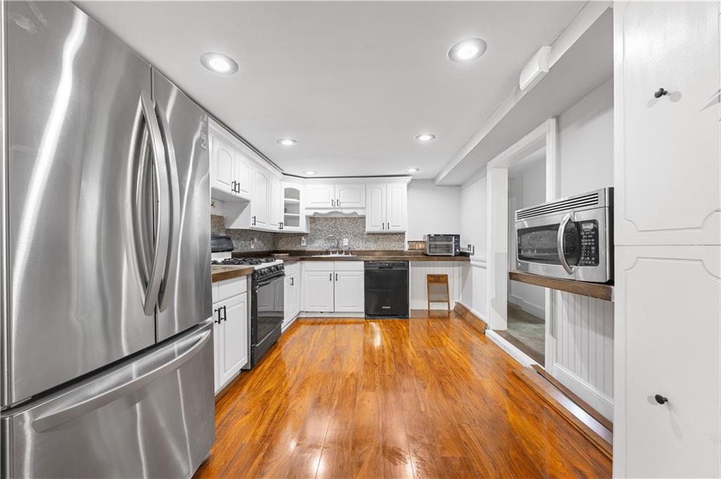 233 Dahlgren Place Dyker Heights Brooklyn NY 11228