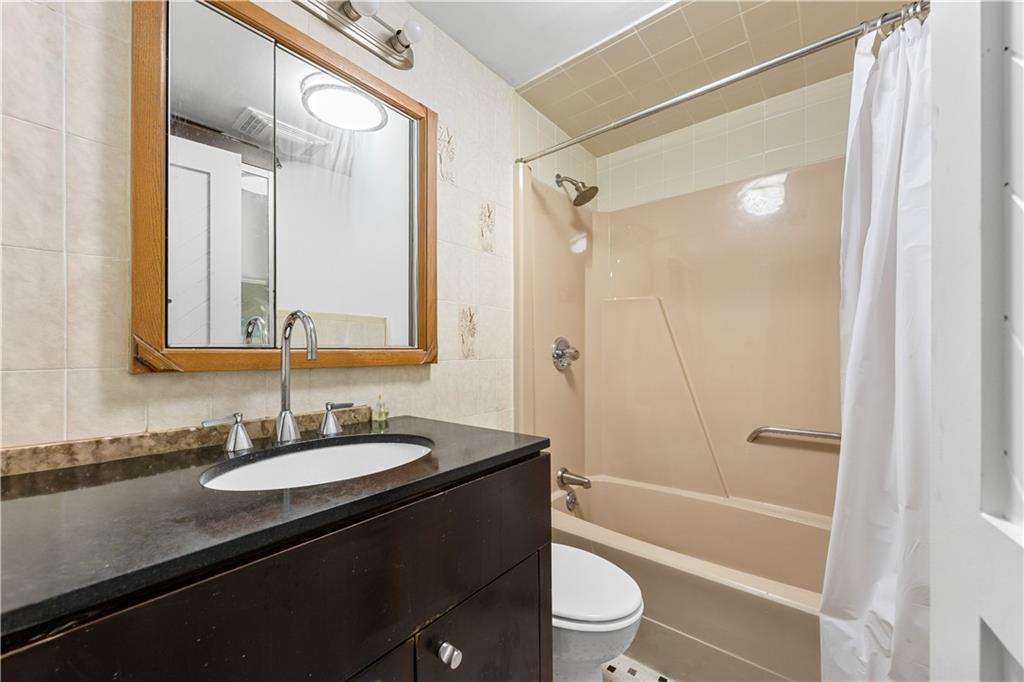 233 Dahlgren Place Dyker Heights Brooklyn NY 11228