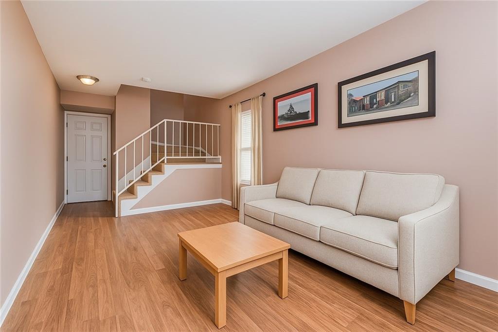34 Jamie Lane Arden Heights Staten Island NY 10312