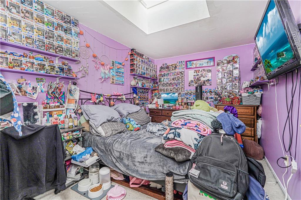 34 Jamie Lane Arden Heights Staten Island NY 10312