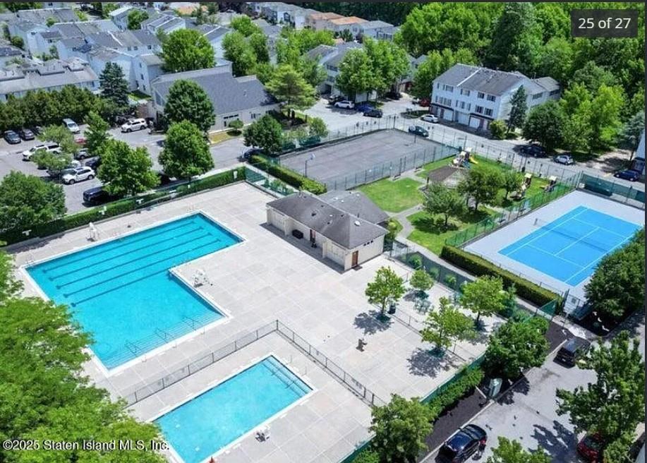 34 Jamie Lane Arden Heights Staten Island NY 10312