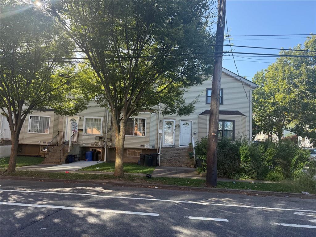346 TARGEE Street Stapleton Staten Island NY 10304