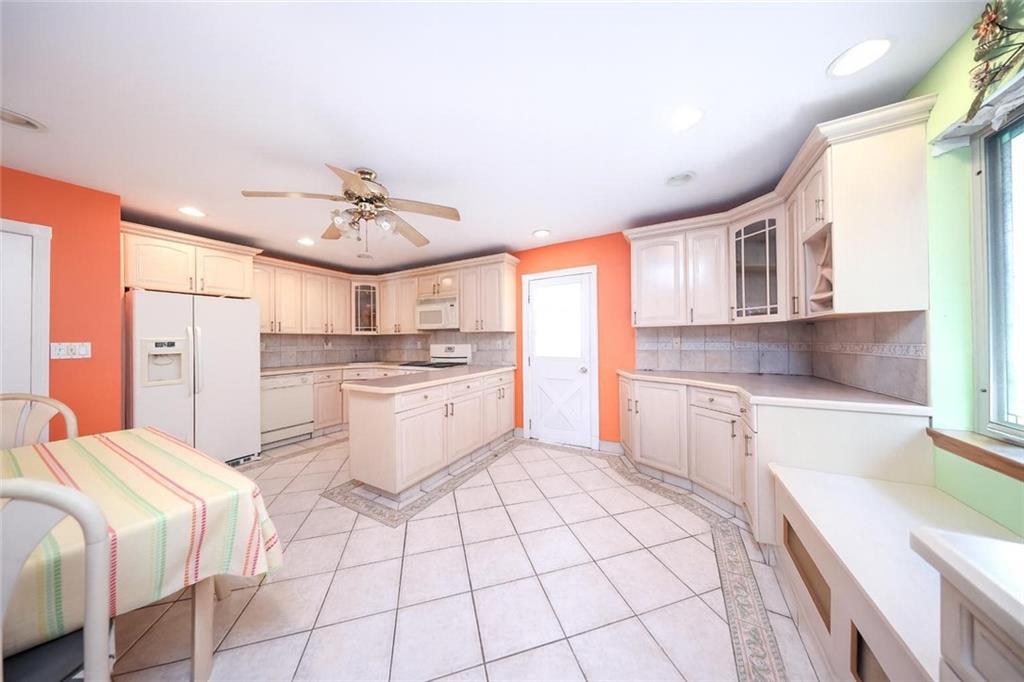 2535 Bath Avenue Bath Beach Brooklyn NY 11214