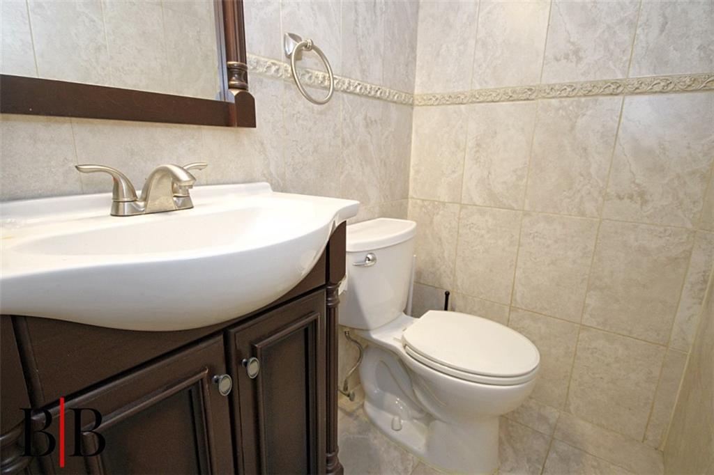 364 Rolling Hill Green Arden Heights Staten Island NY 10312