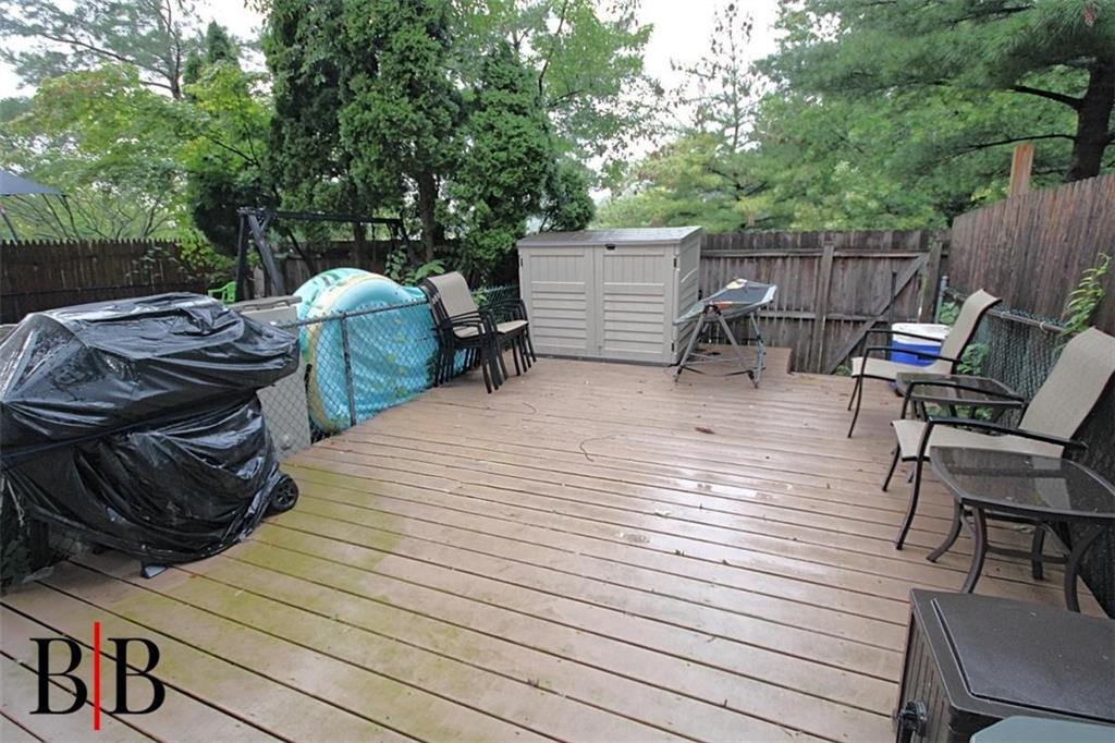 364 Rolling Hill Green Arden Heights Staten Island NY 10312