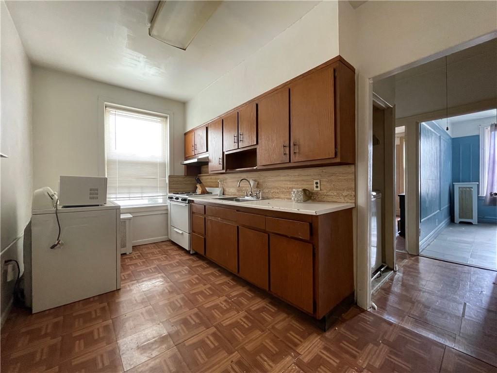 81 Bay 7th Street Bensonhurst Brooklyn NY 11228