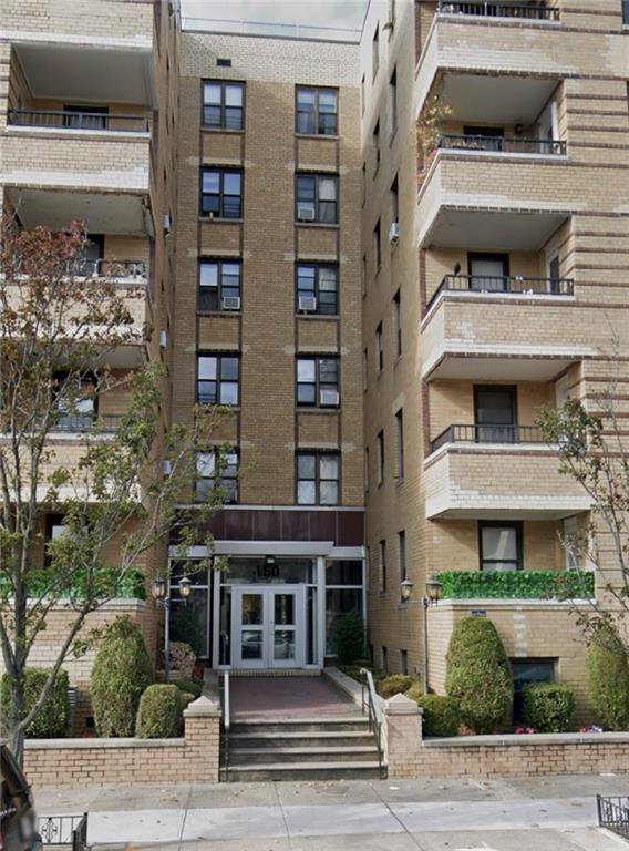 150 West End Avenue Manhattan Beach Brooklyn NY 11235