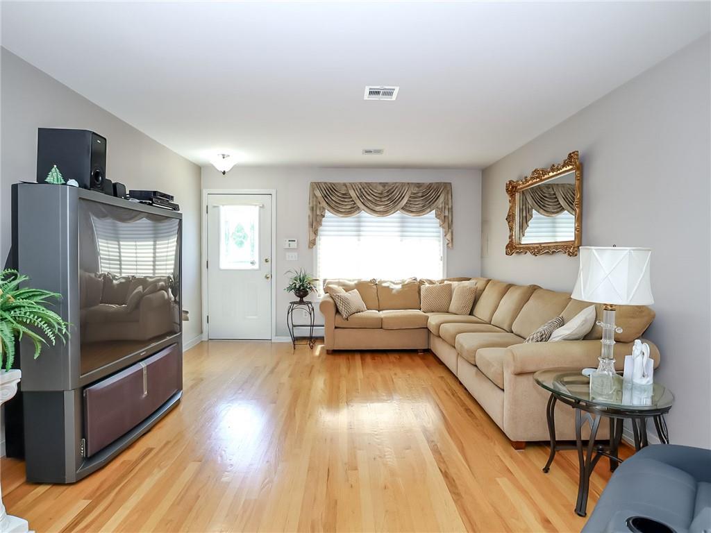 1317 Rockland Avenue New Springville Staten Island NY 10314