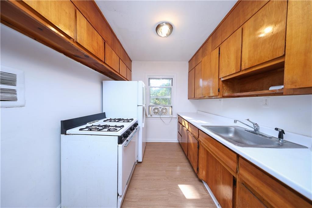 11 Jerome Avenue South Beach Staten Island NY 10305