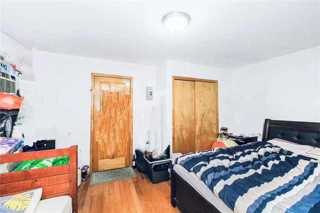 7118 17th Avenue Bensonhurst Brooklyn NY 11204