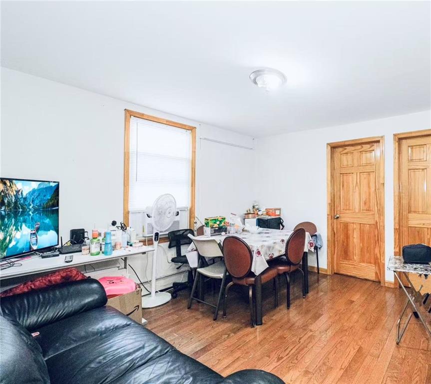7118 17th Avenue Bensonhurst Brooklyn NY 11204