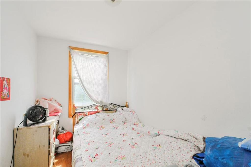 7118 17th Avenue Bensonhurst Brooklyn NY 11204