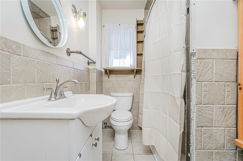 78 Burnside Avenue Westerleigh Staten Island NY 10302